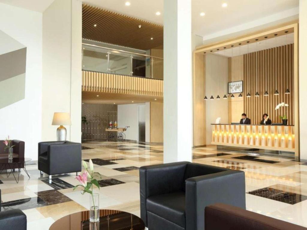 Lemo Hotel Serpong Tangerang Ngoại thất bức ảnh