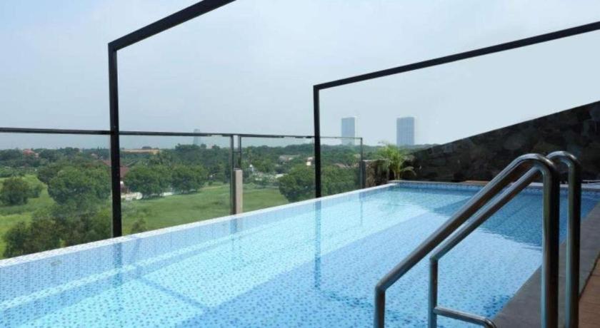 Lemo Hotel Serpong Tangerang Ngoại thất bức ảnh