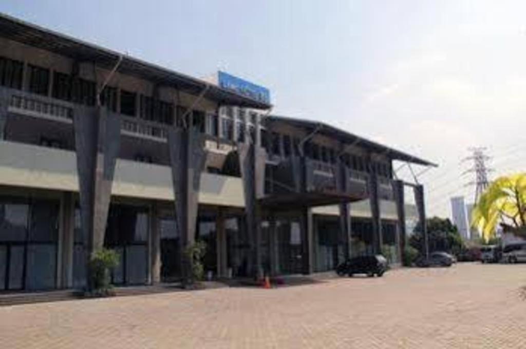 Lemo Hotel Serpong Tangerang Ngoại thất bức ảnh