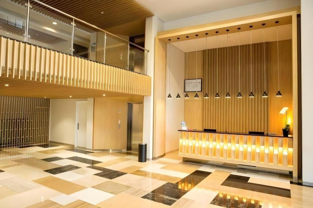 Lemo Hotel Serpong Tangerang Ngoại thất bức ảnh