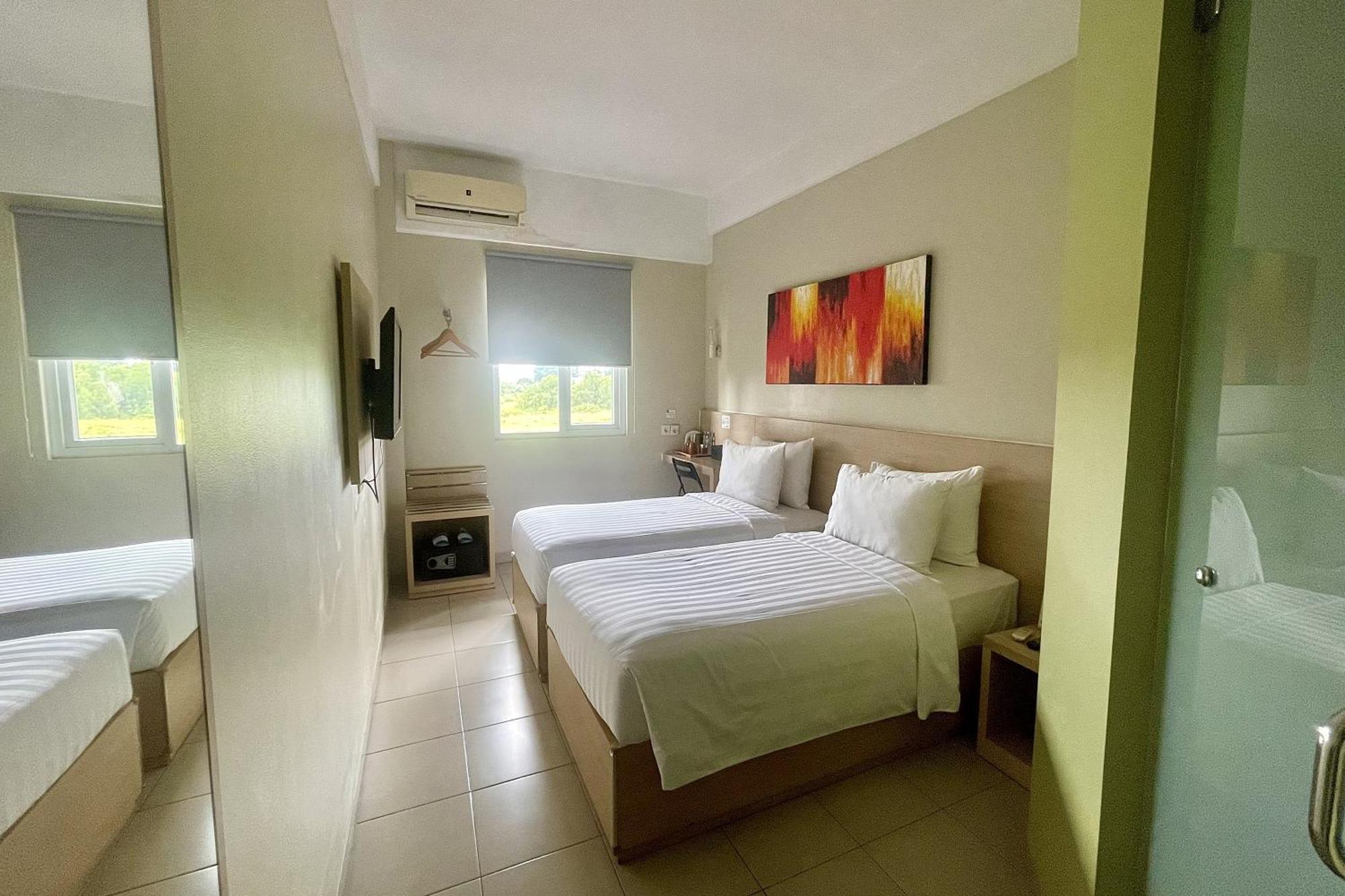 Lemo Hotel Serpong Tangerang Ngoại thất bức ảnh