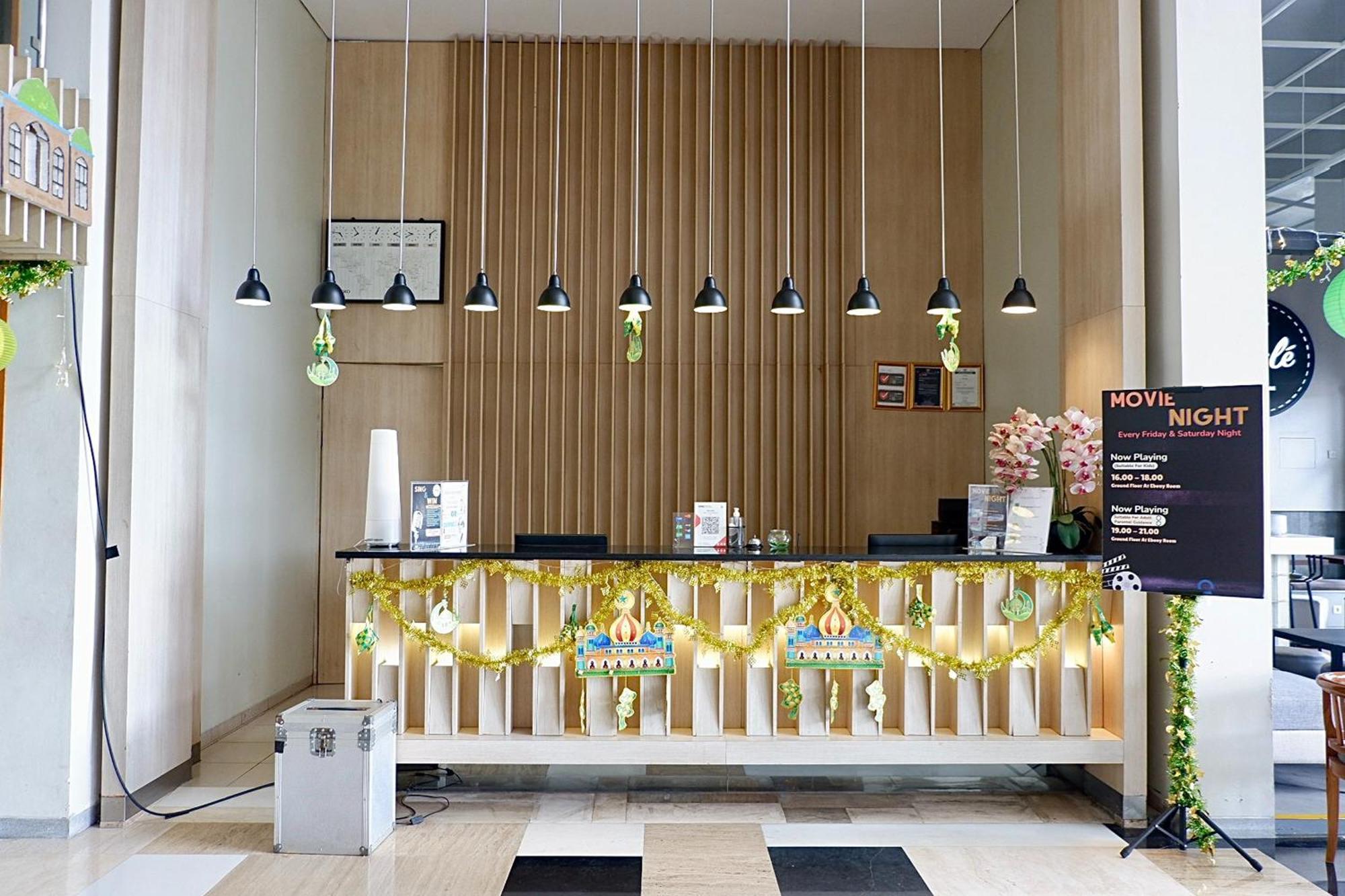 Lemo Hotel Serpong Tangerang Ngoại thất bức ảnh