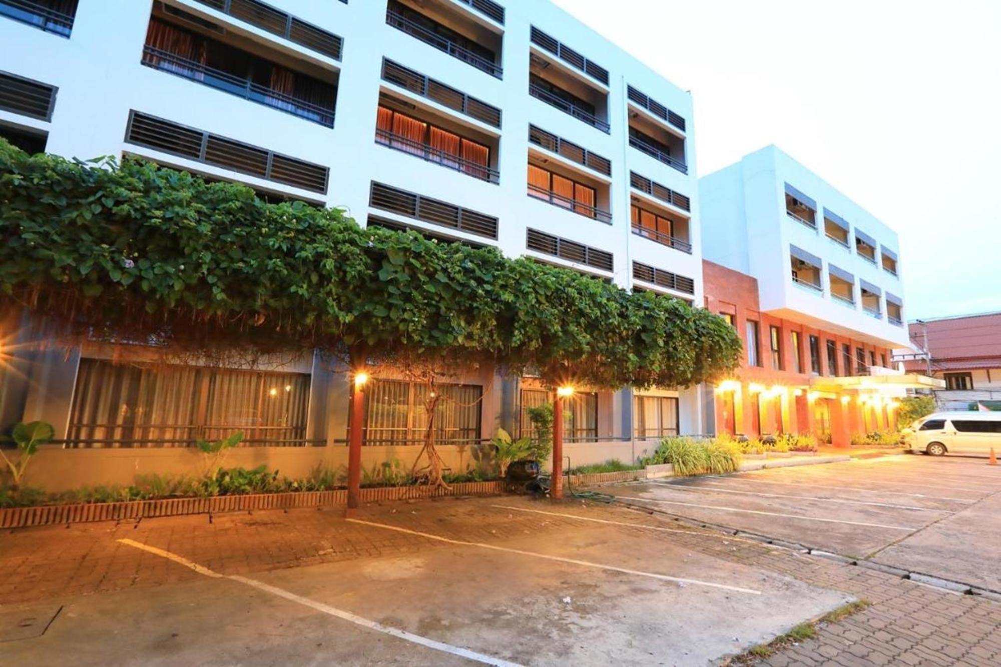 Lemo Hotel Serpong Tangerang Ngoại thất bức ảnh