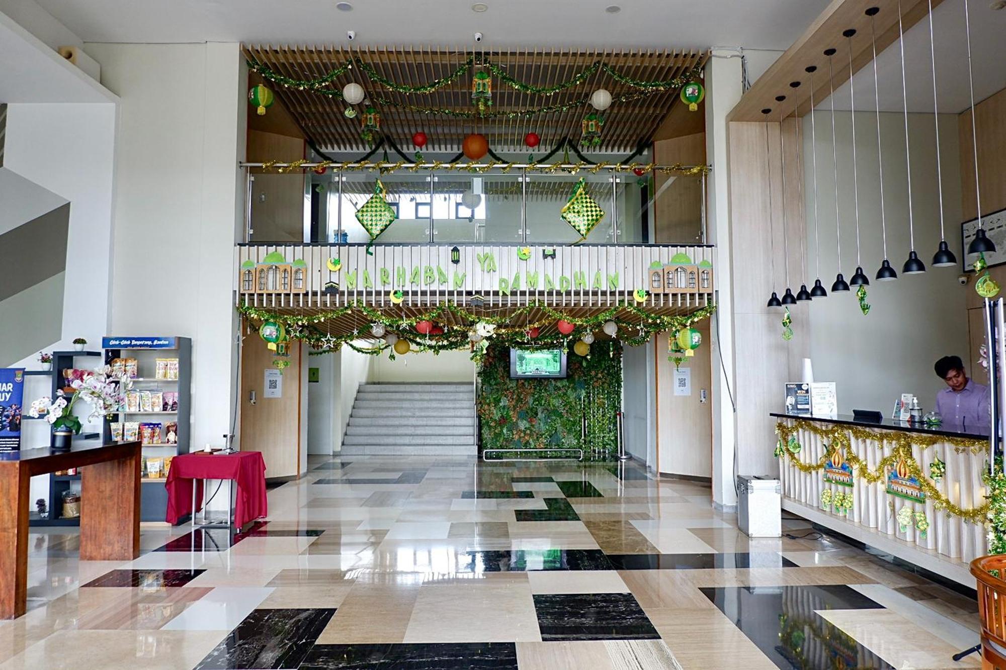 Lemo Hotel Serpong Tangerang Ngoại thất bức ảnh