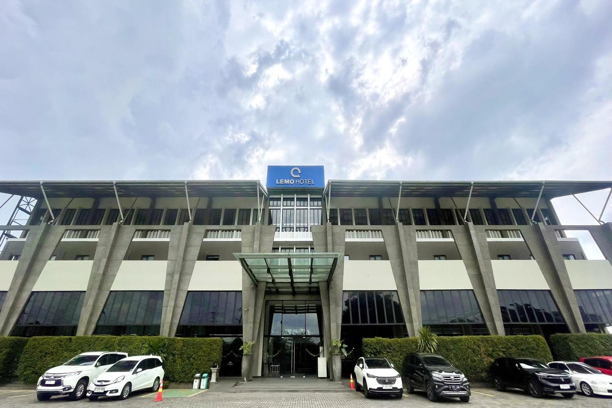 Lemo Hotel Serpong Tangerang Ngoại thất bức ảnh