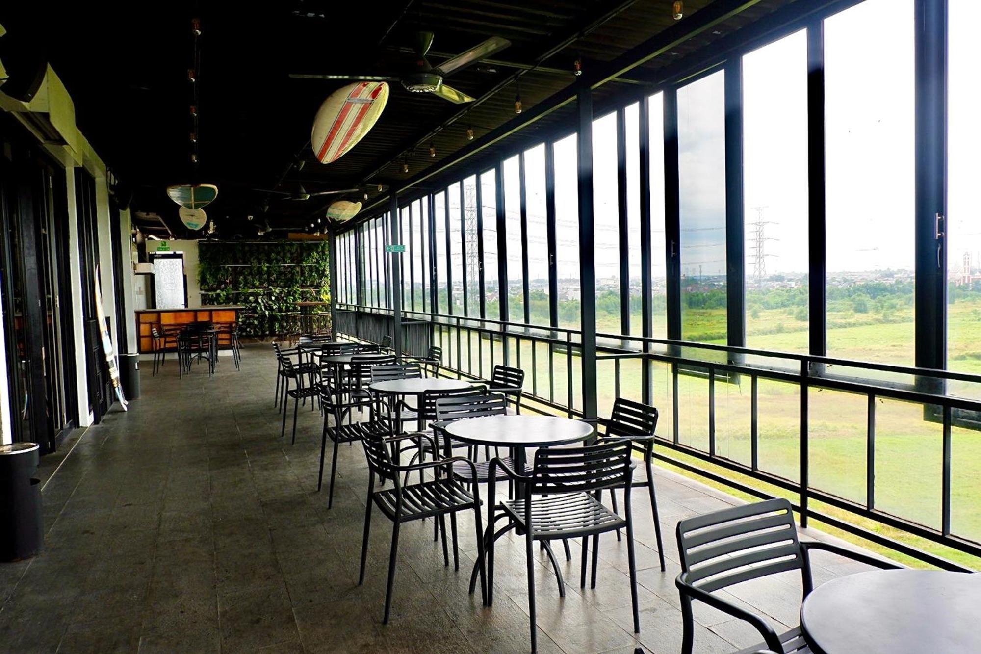 Lemo Hotel Serpong Tangerang Ngoại thất bức ảnh