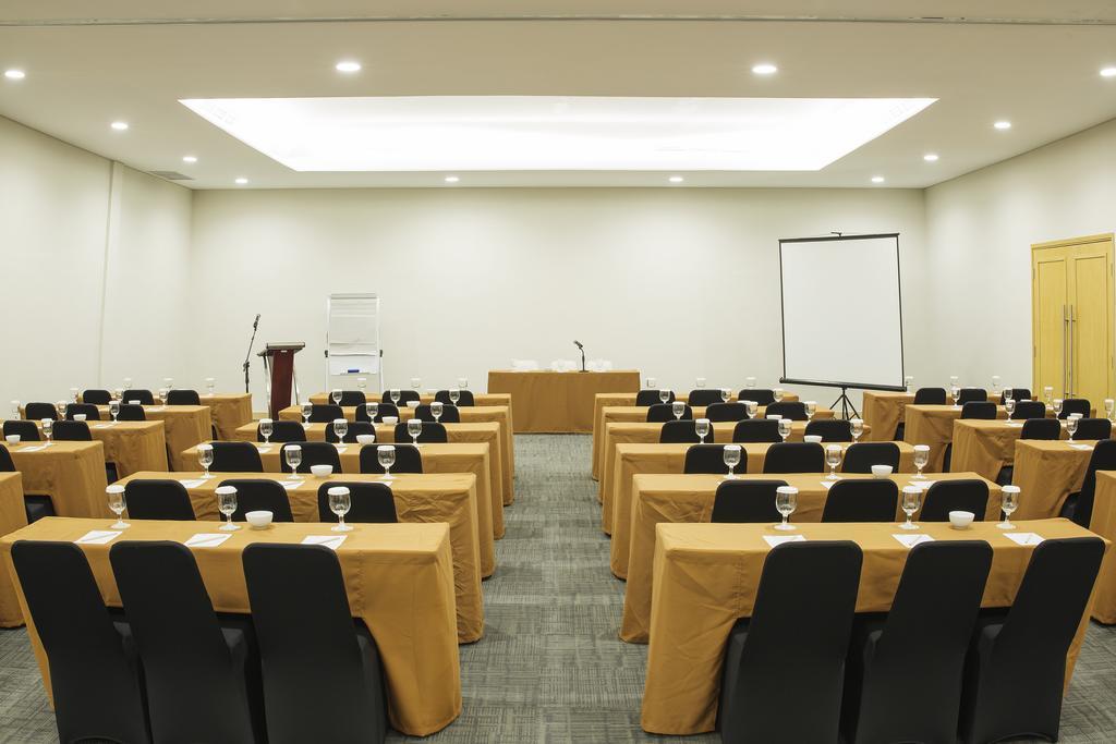 Lemo Hotel Serpong Tangerang Ngoại thất bức ảnh